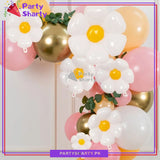 Jumbo Size White Daisy Flower Foil Balloon For Theme Based Birthday Party Decoration And Celebration